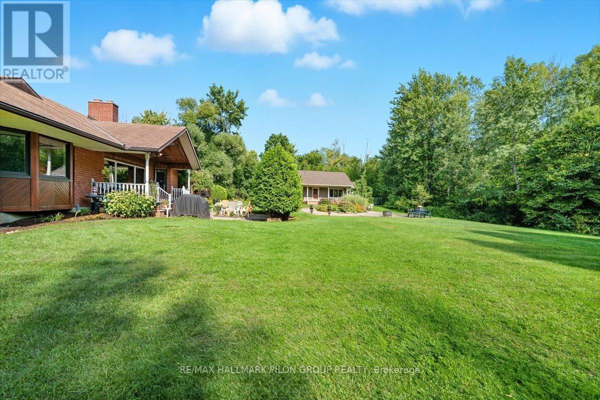 1717 Lakeshore Drive, Ottawa, ON - Outdoor With Deck Patio Veranda