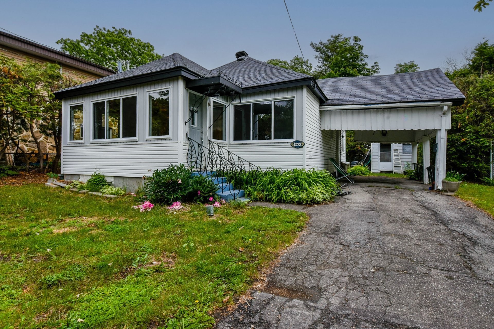 Front of Structure - 4299 1Re Avenue, Laval (Laval-Ouest), QC - Outdoor