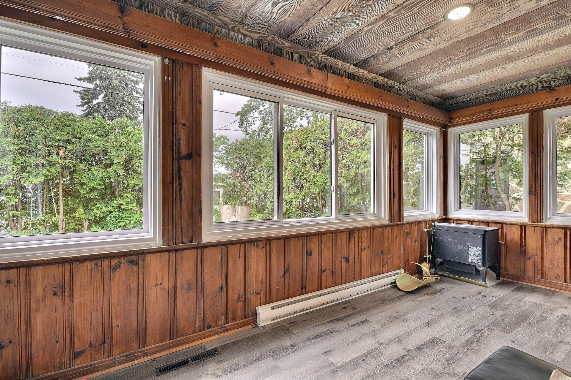 Veranda - 4299 1Re Avenue, Laval (Laval-Ouest), QC - Indoor Photo Showing Other Room