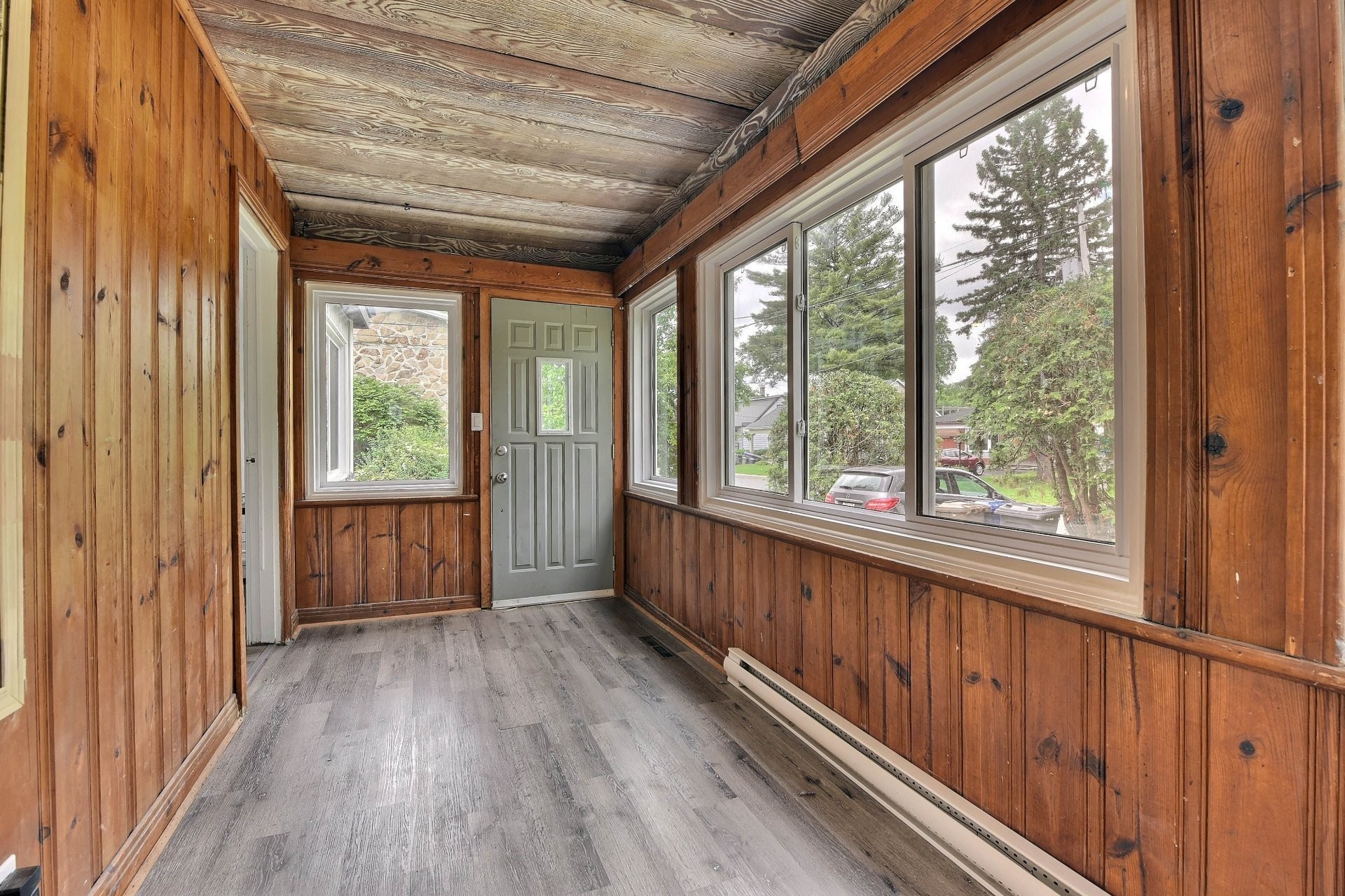 Veranda - 4299 1Re Avenue, Laval (Laval-Ouest), QC - Indoor Photo Showing Other Room