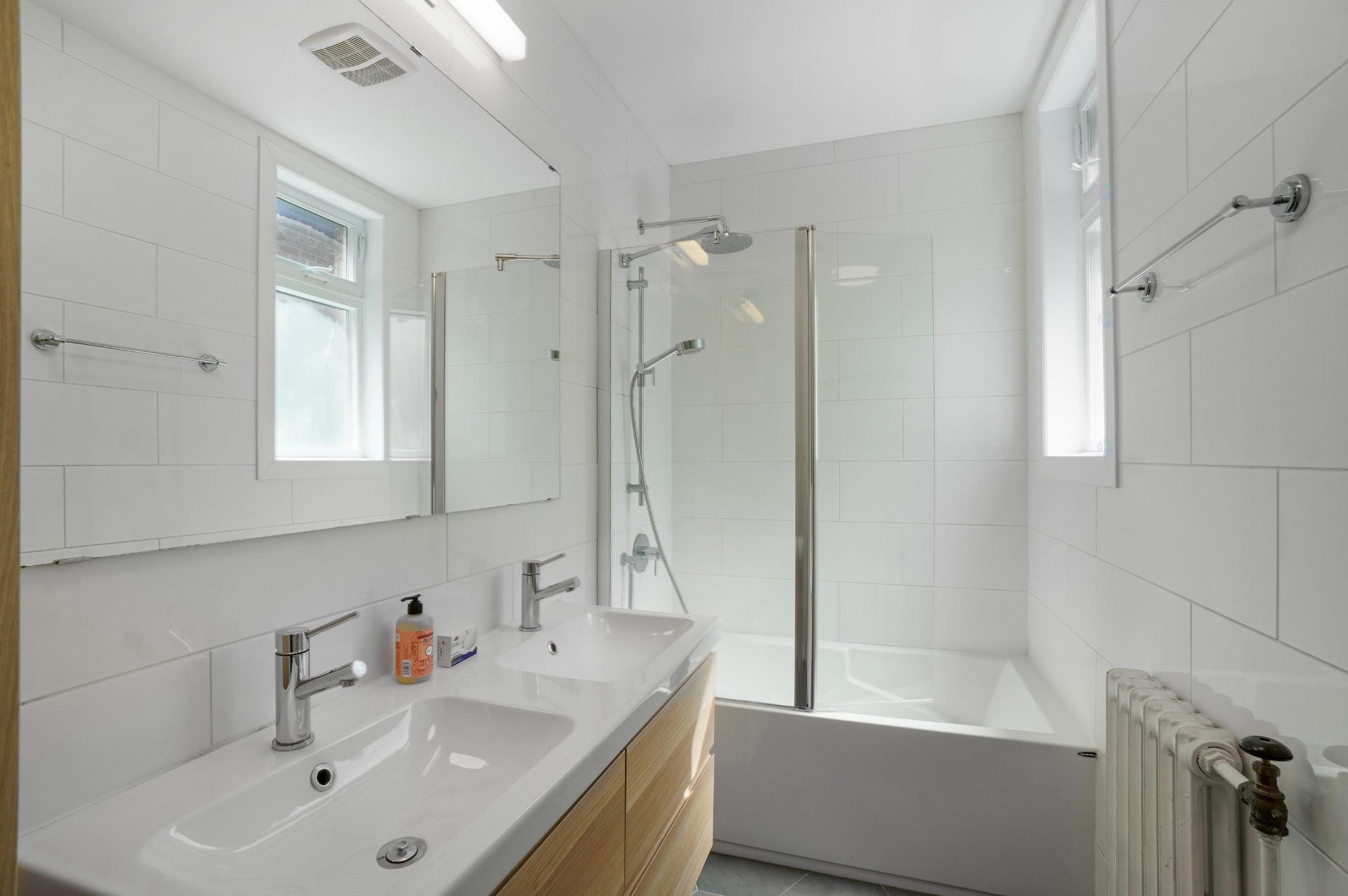 Bathroom - 1555 Boul. St-Joseph E., Montréal (Le Plateau-Mont-Royal), QC - Indoor Photo Showing Bathroom