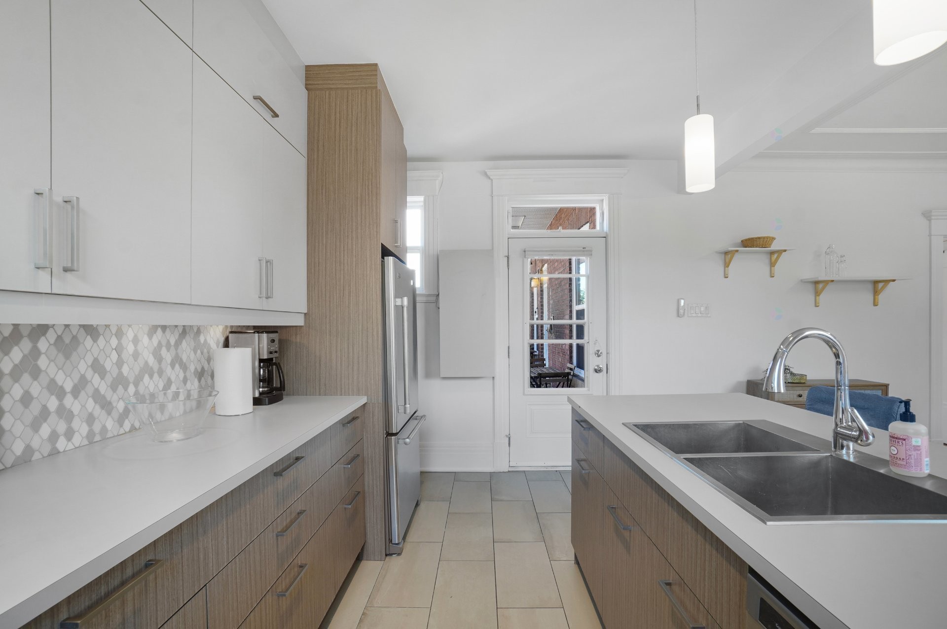 Kitchen - 1555 Boul. St-Joseph E., Montréal (Le Plateau-Mont-Royal), QC - Indoor Photo Showing Kitchen With Double Sink