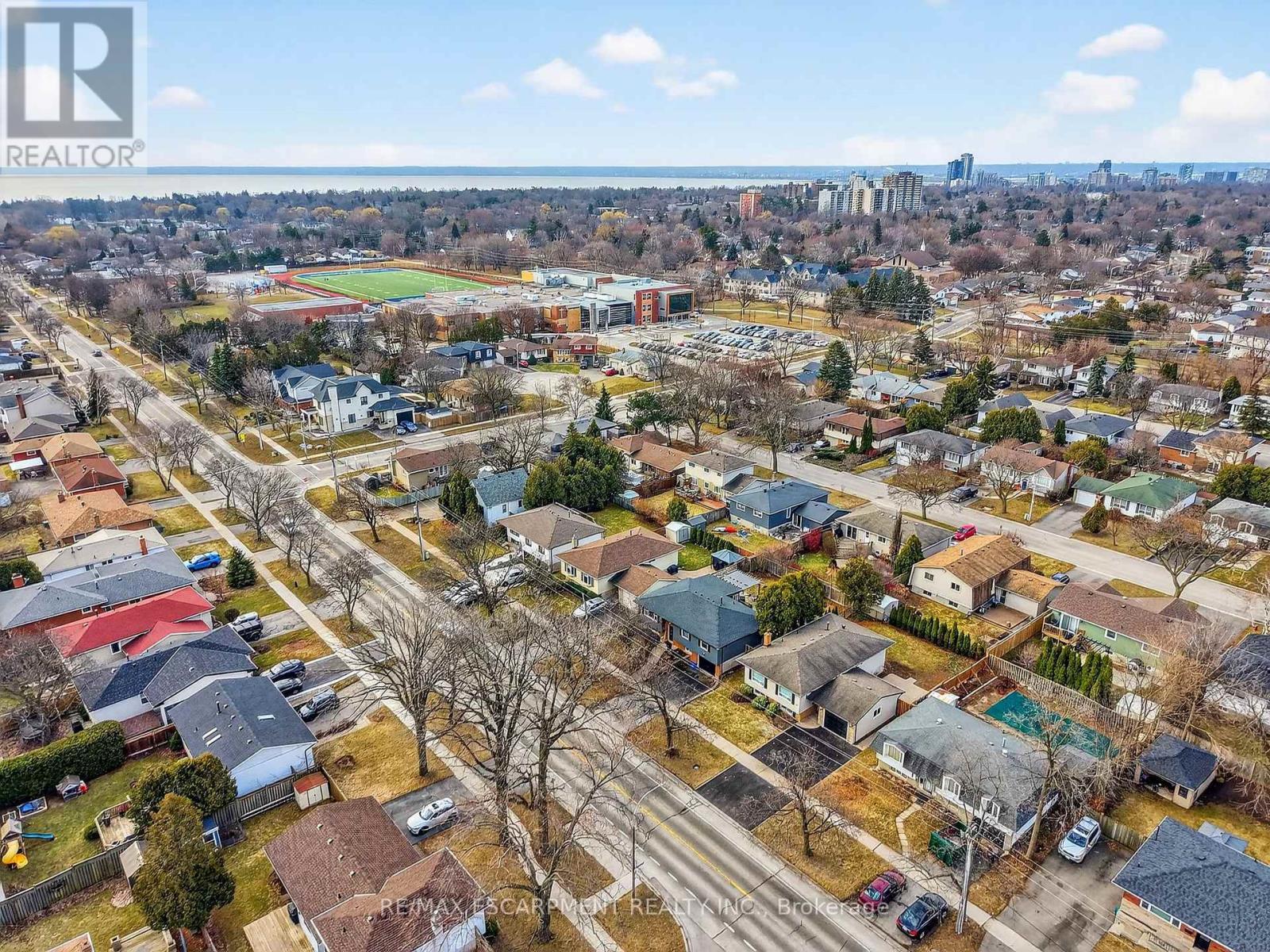 646 Cumberland Avenue, Burlington, ON - Outdoor With View