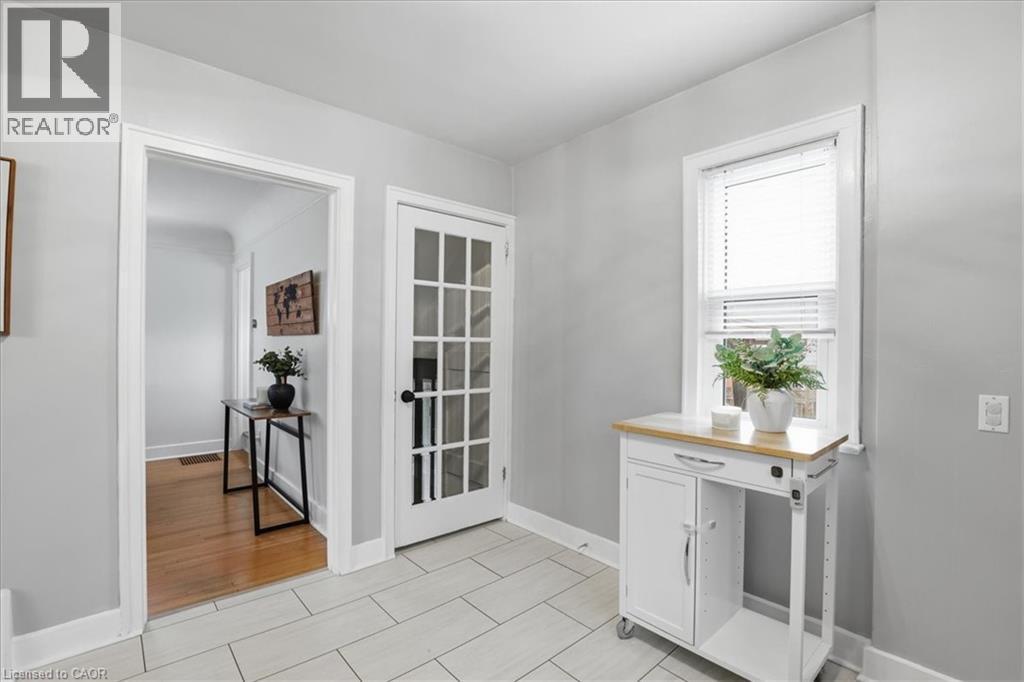 652 Weber Street E, Kitchener, ON - Indoor Photo Showing Other Room