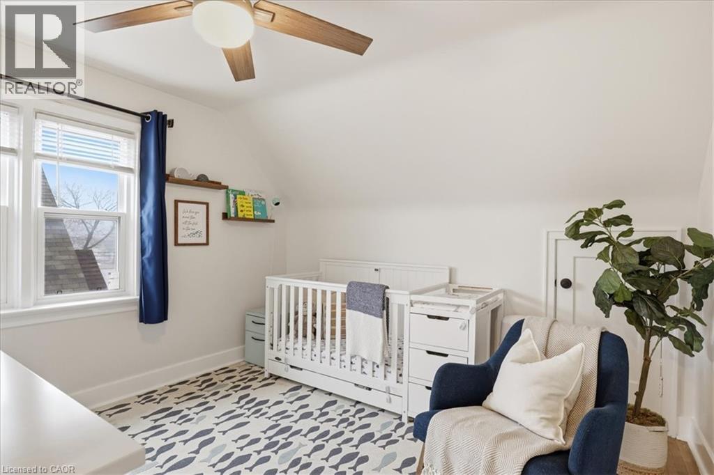 652 Weber Street E, Kitchener, ON - Indoor