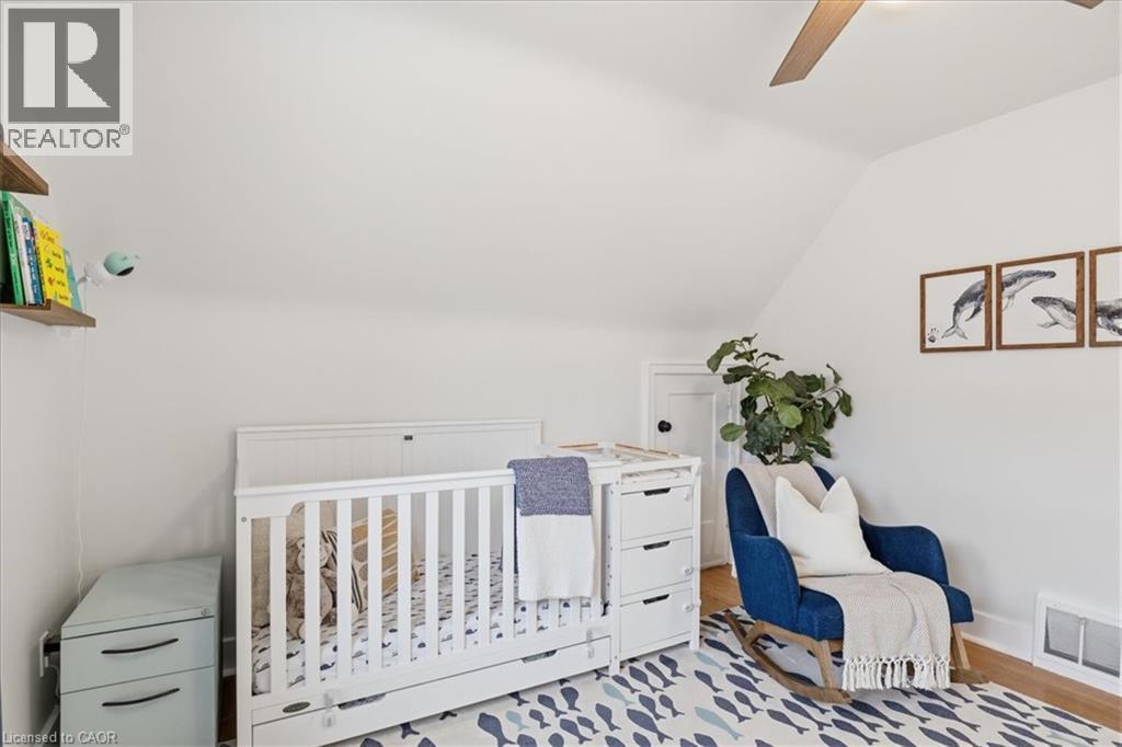 652 Weber Street E, Kitchener, ON - Indoor