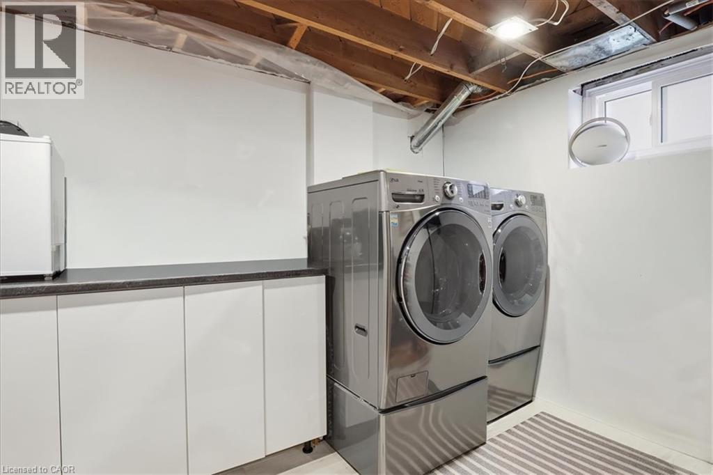 652 Weber Street E, Kitchener, ON - Indoor Photo Showing Laundry Room