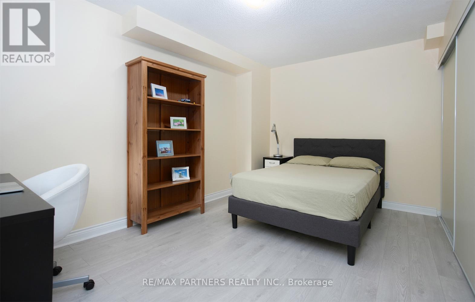 11 - 23 St Moritz Way, Markham, ON - Indoor Photo Showing Bedroom