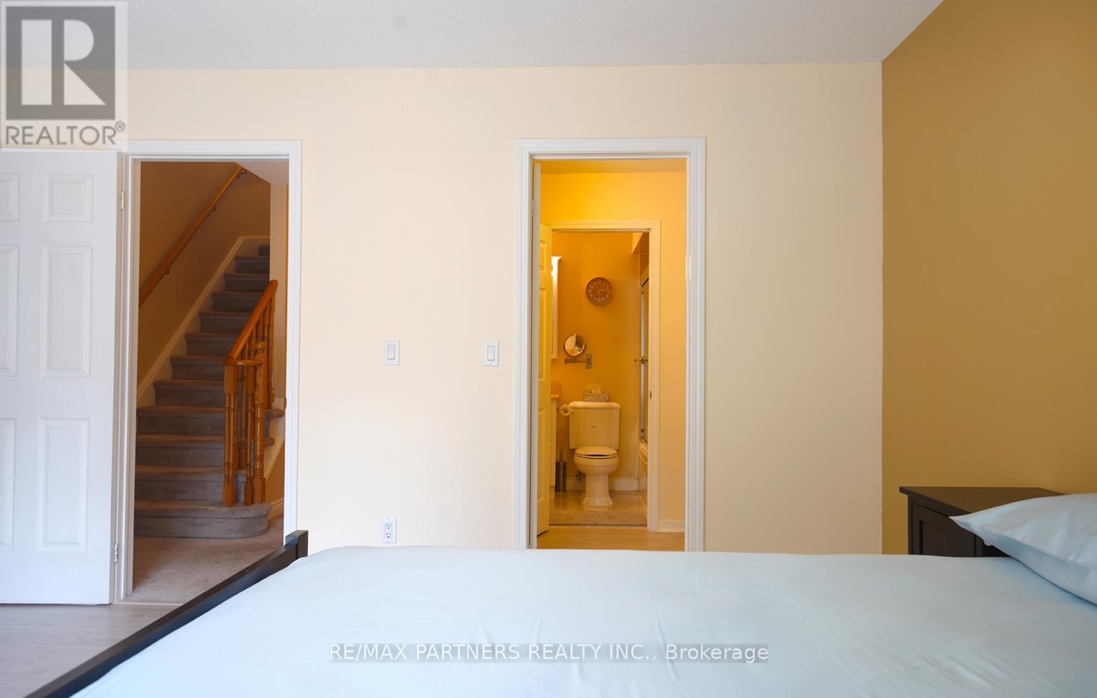 11 - 23 St Moritz Way, Markham, ON - Indoor Photo Showing Bedroom