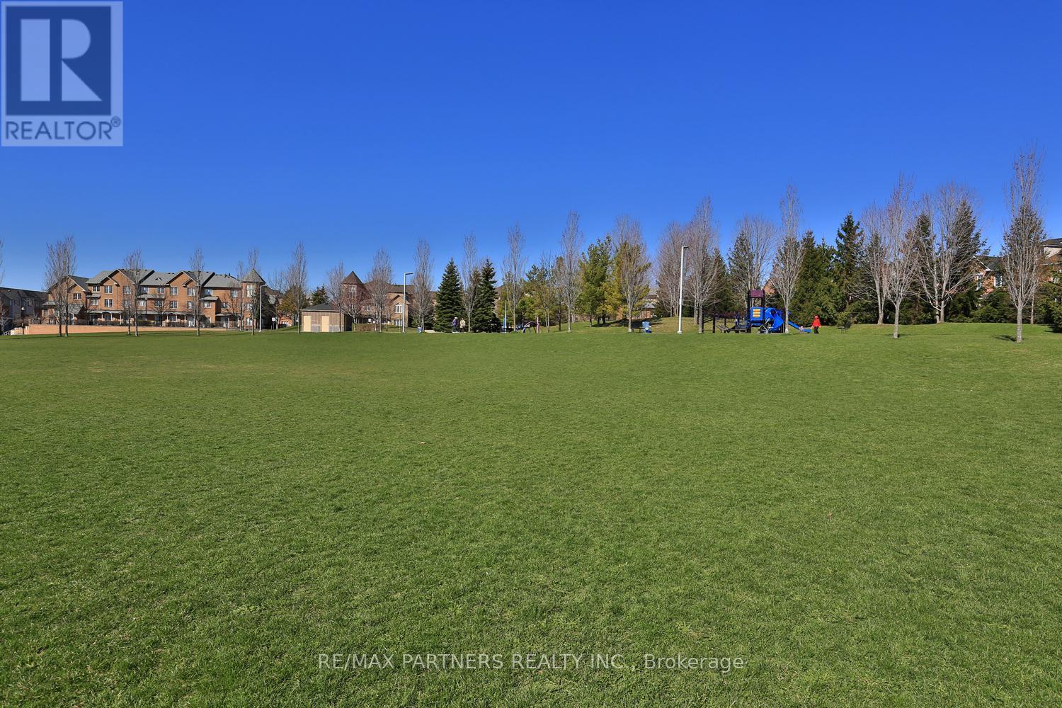 11 - 23 St Moritz Way, Markham, ON - Outdoor