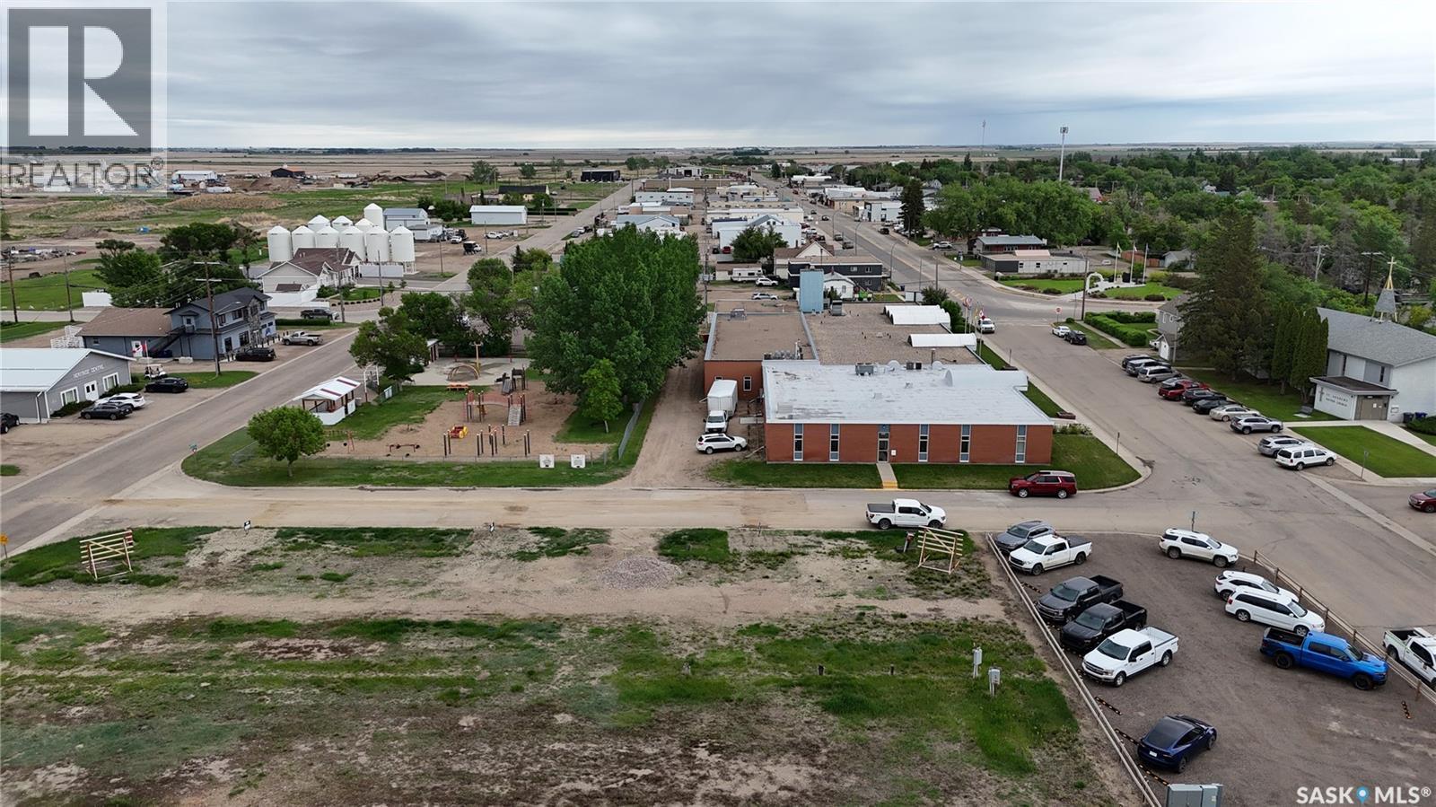104-106 Thomson Street, Outlook, SK