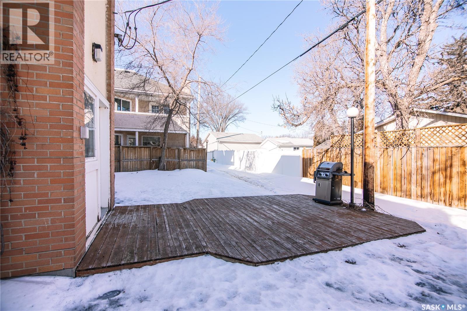 6 4 Neill Place, Regina, SK - Outdoor