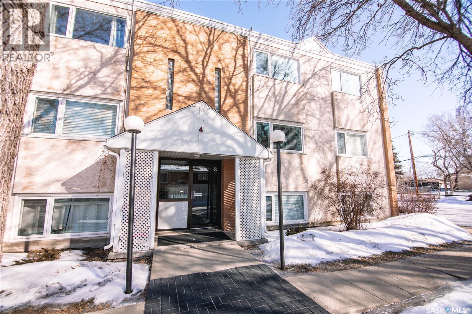 6 4 Neill Place, Regina, SK - Outdoor