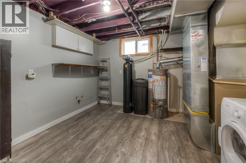 74 Helene Crescent, Waterloo, ON - Indoor Photo Showing Laundry Room
