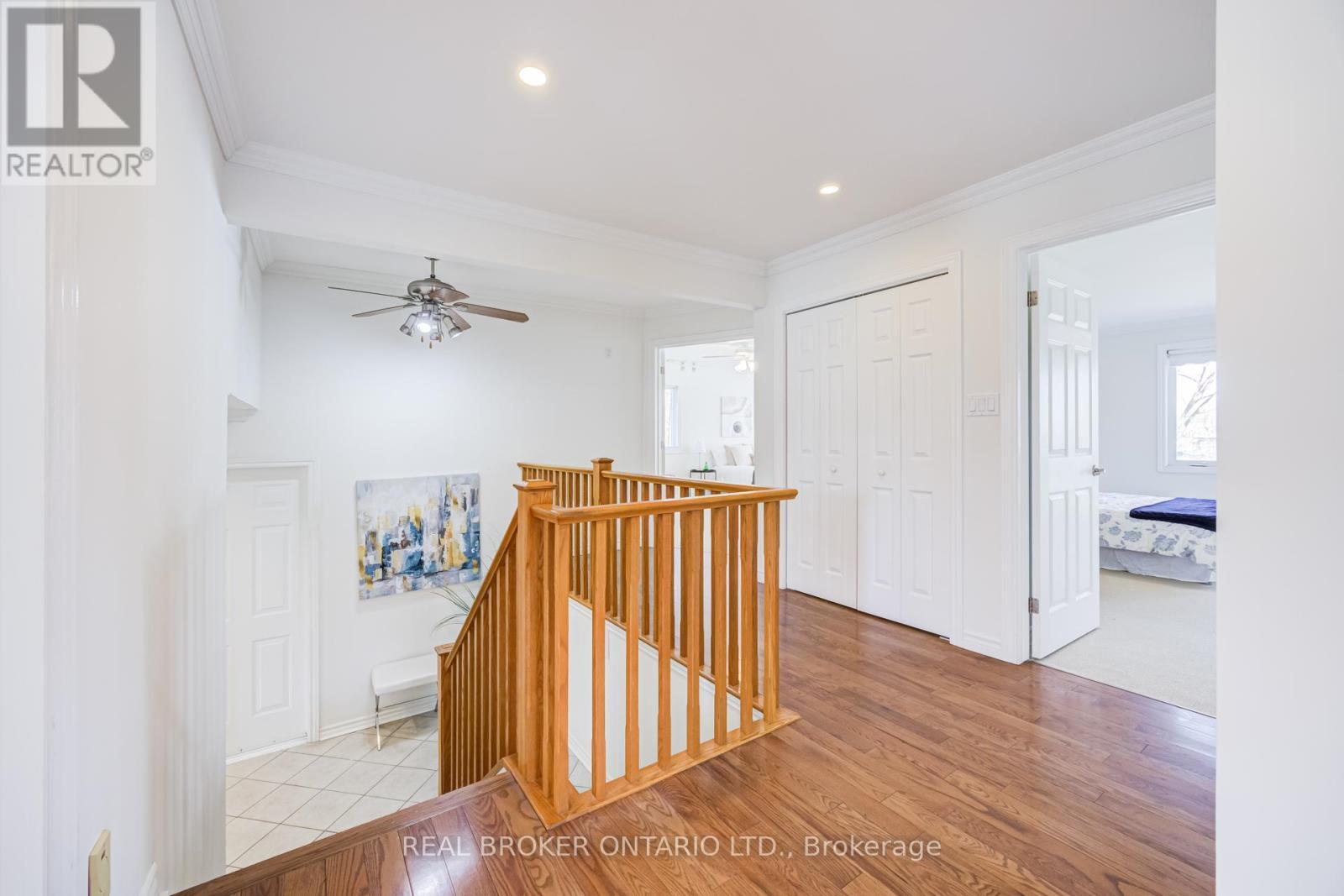 1483 Brenner Crescent, Burlington, ON - Indoor Photo Showing Other Room