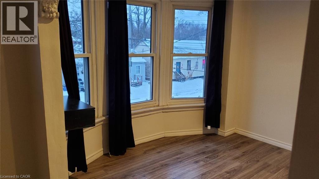 206 Locke Street, Hamilton, ON - Indoor Photo Showing Other Room