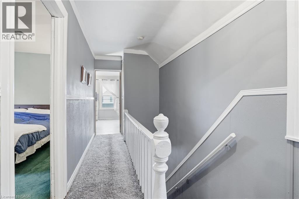 16 Albemarle Street, Hamilton, ON - Indoor Photo Showing Other Room