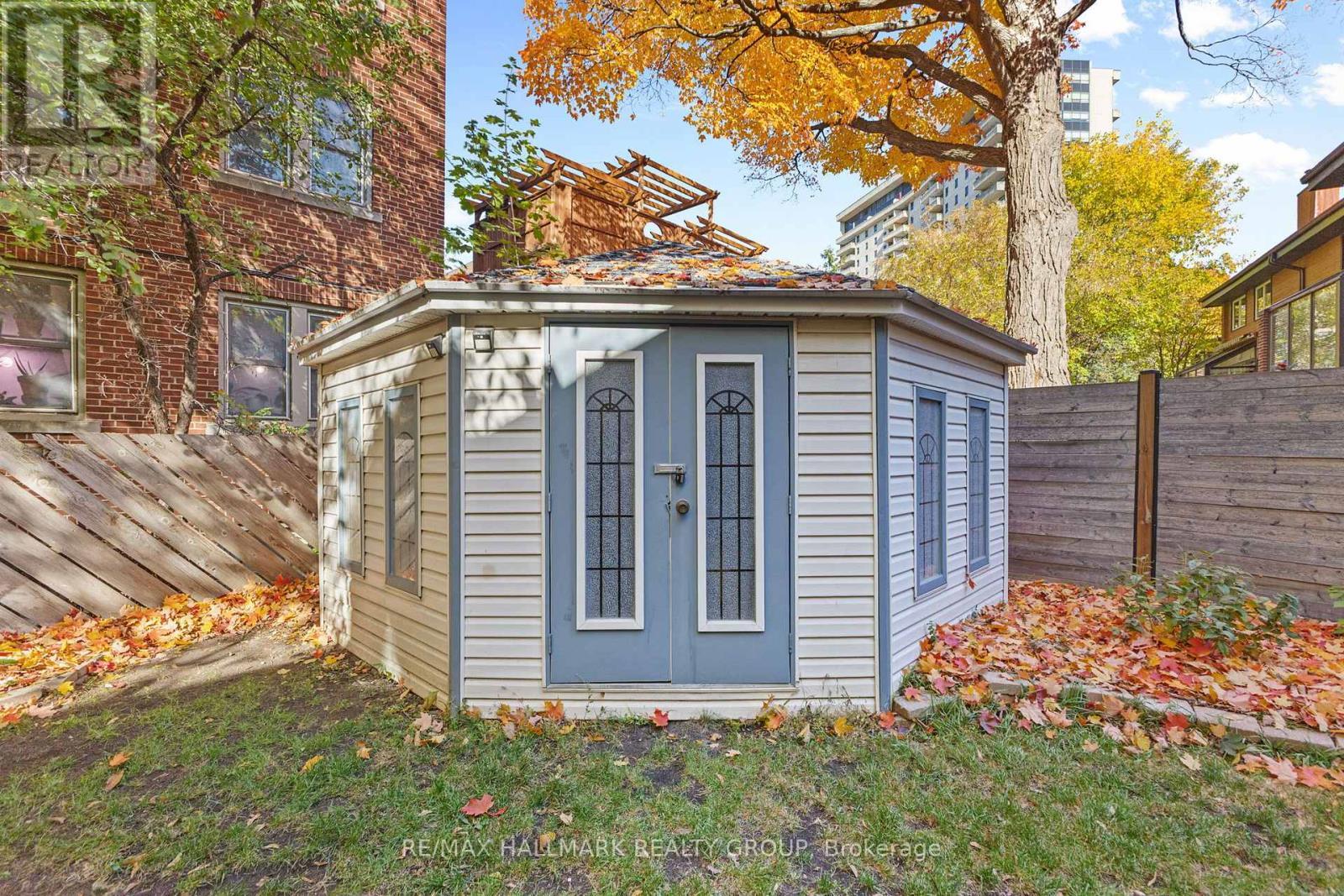 501 Wilbrod Street, Ottawa, ON - Outdoor
