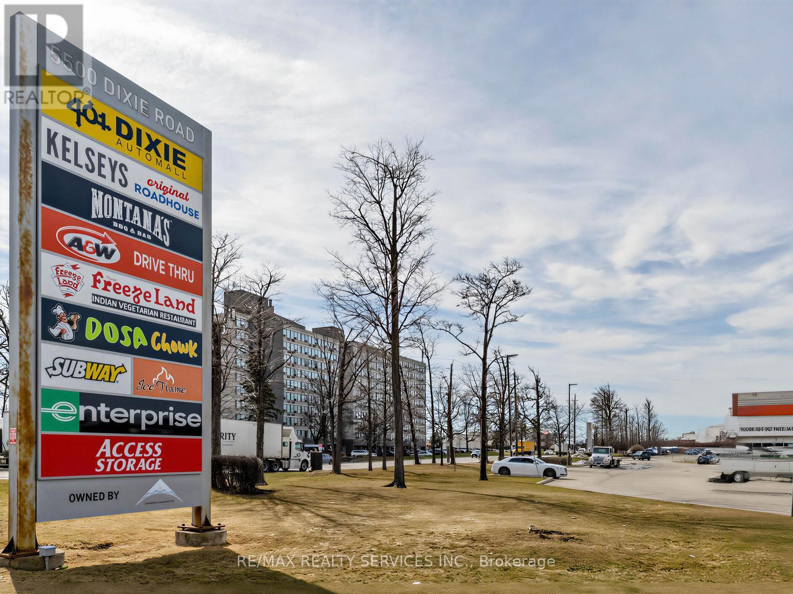 1475 Aerowood Drive, Mississauga, ON