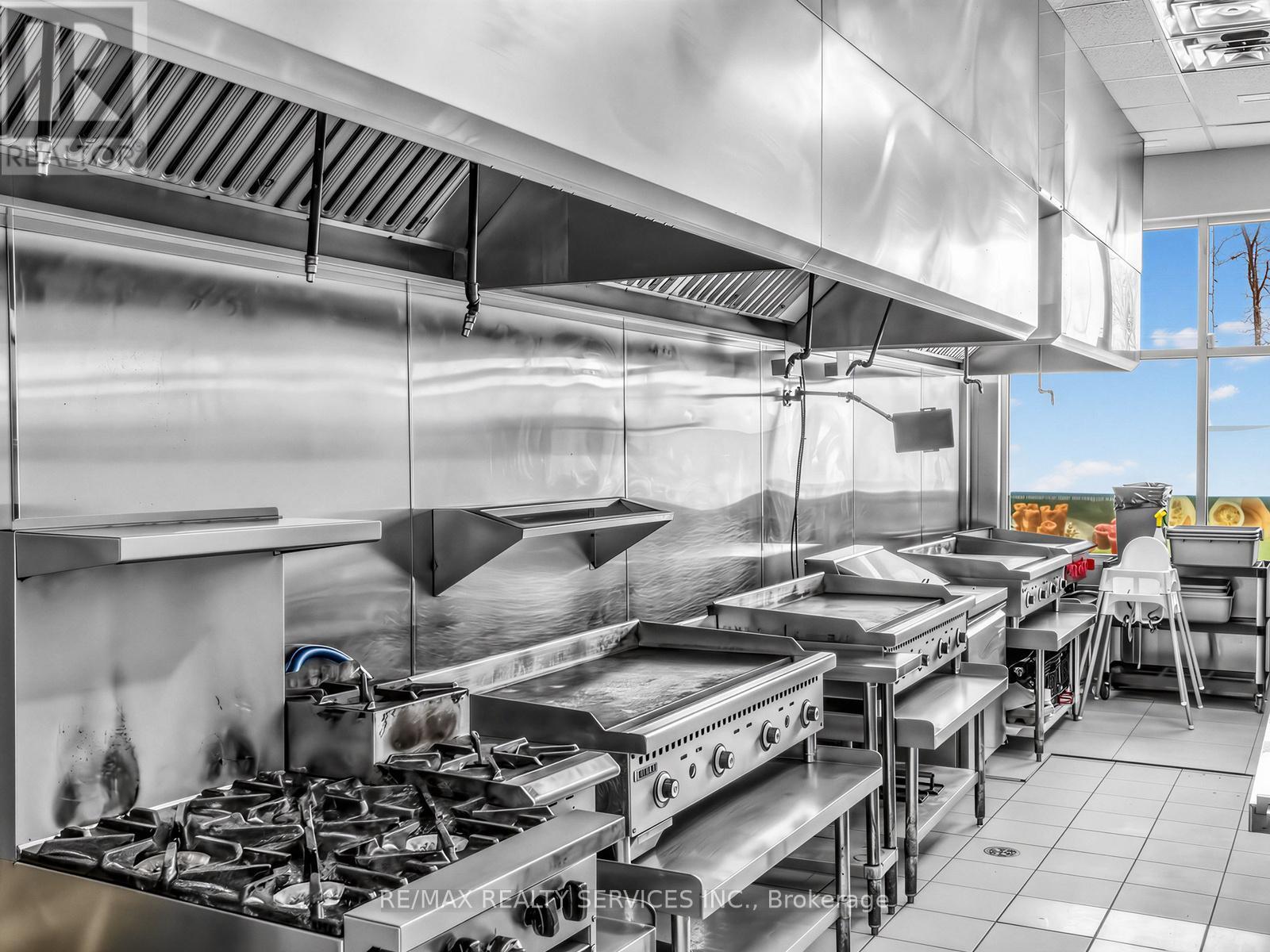 1475 Aerowood Drive, Mississauga, ON