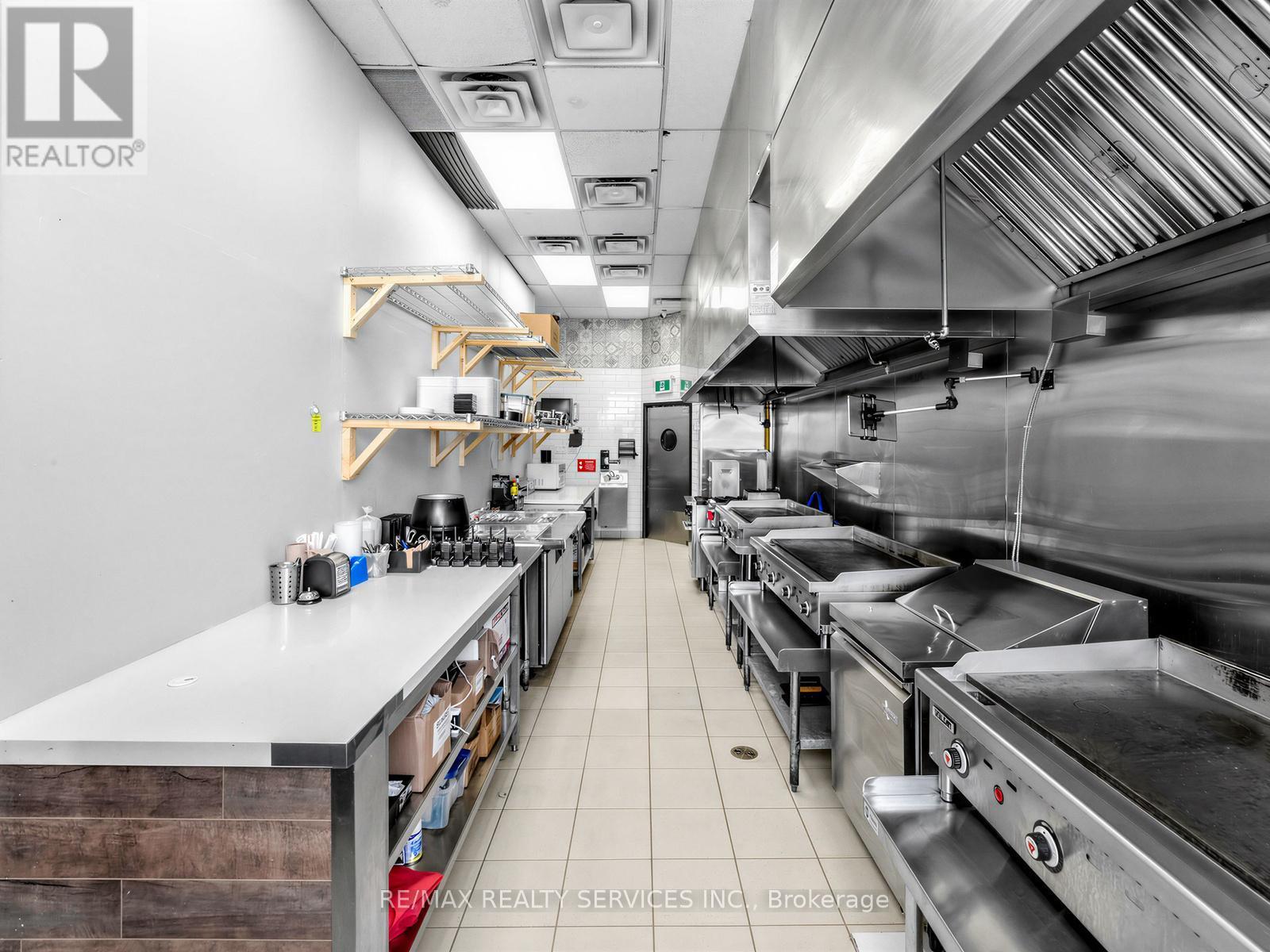 1475 Aerowood Drive, Mississauga, ON