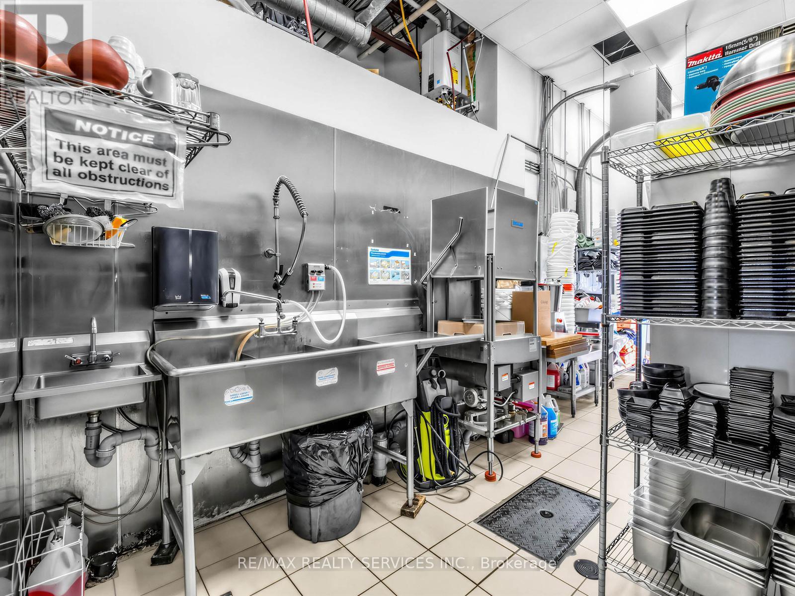 1475 Aerowood Drive, Mississauga, ON