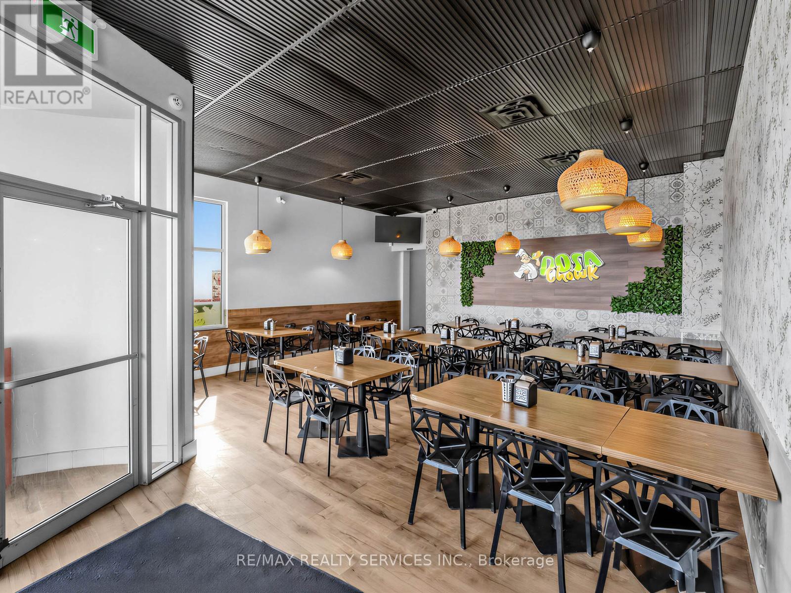 1475 Aerowood Drive, Mississauga, ON