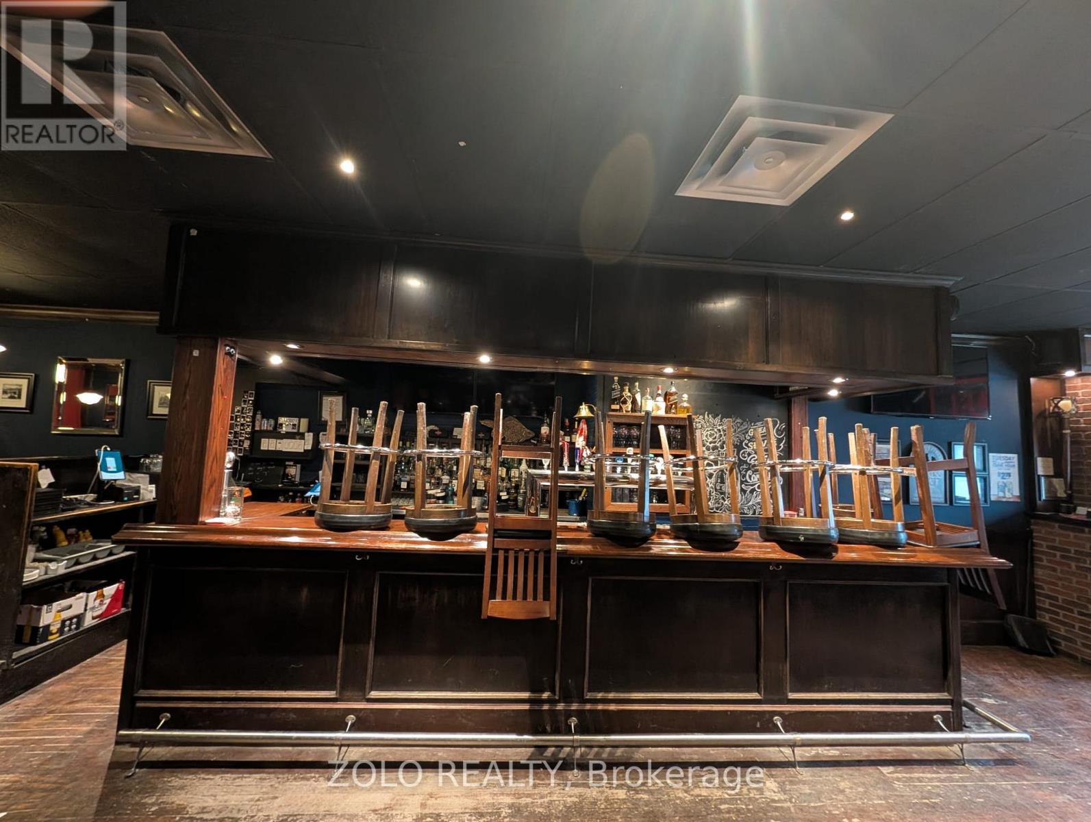 Main - 82 Dunlop Street E, Barrie, ON