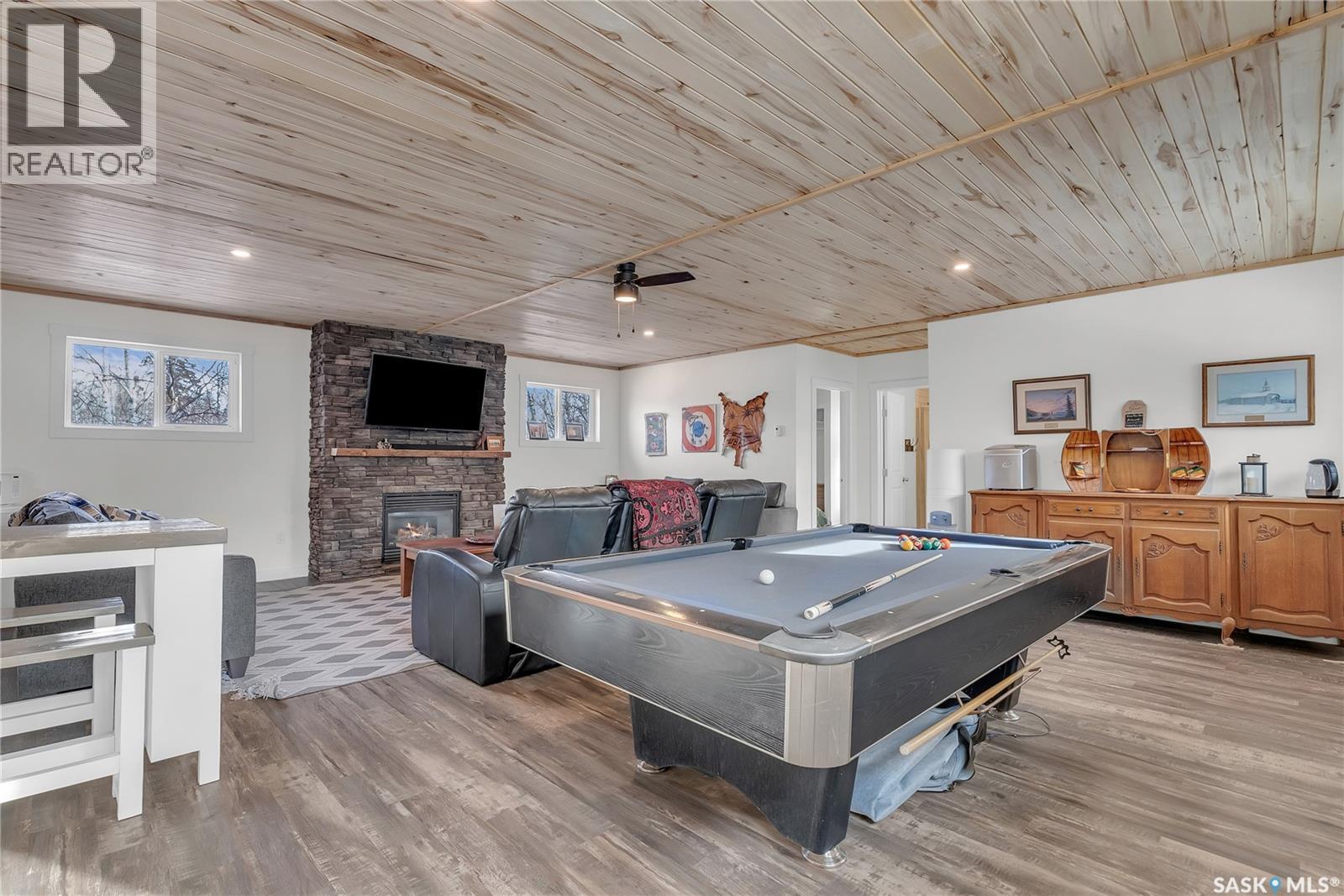 102 Moore Drive, Christopher Lake, SK - Indoor Photo Showing Other Room