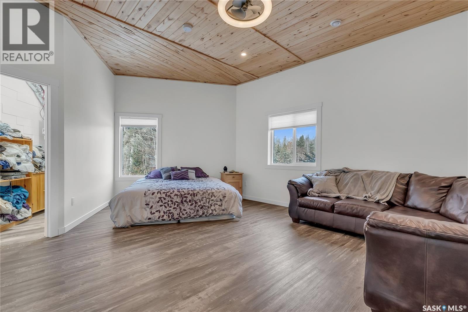 102 Moore Drive, Christopher Lake, SK - Indoor Photo Showing Bedroom