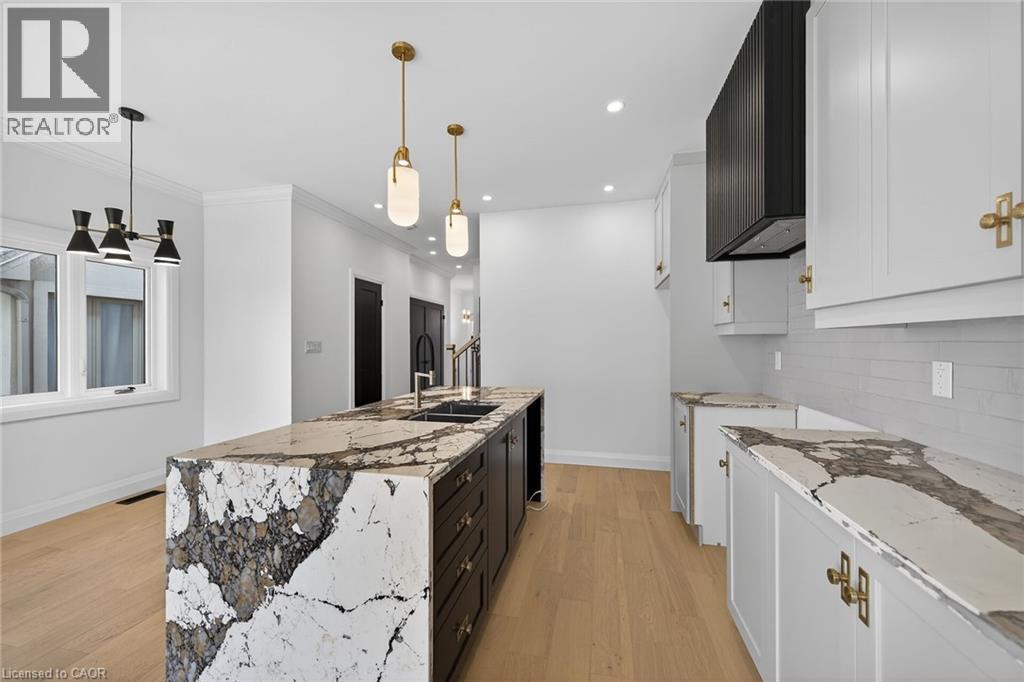1036 Garth Street, Hamilton, ON - Indoor Photo Showing Kitchen With Double Sink With Upgraded Kitchen