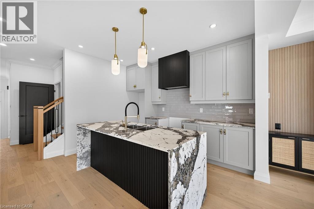 1036 Garth Street, Hamilton, ON - Indoor Photo Showing Kitchen With Double Sink With Upgraded Kitchen