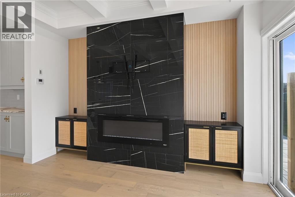 1036 Garth Street, Hamilton, ON - Indoor Photo Showing Other Room