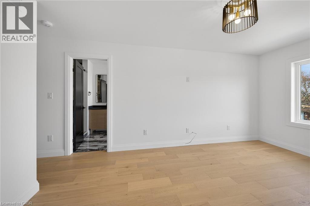 1036 Garth Street, Hamilton, ON - Indoor Photo Showing Other Room