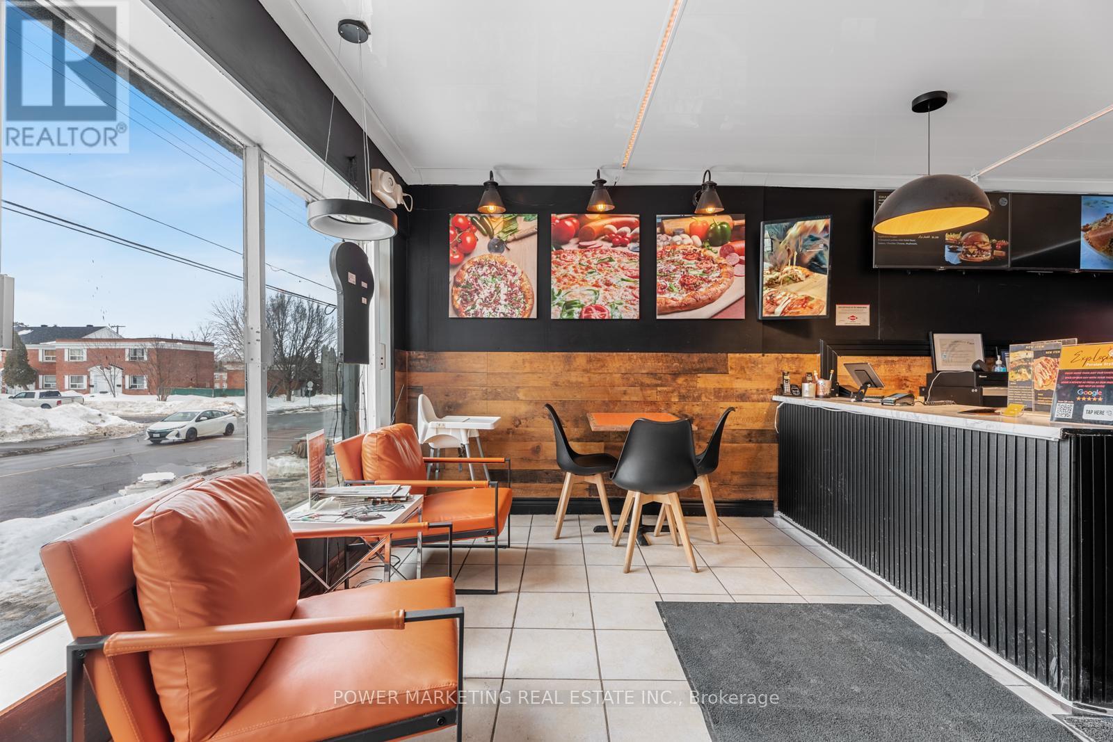 293 St Laurent Boulevard, Ottawa, ON