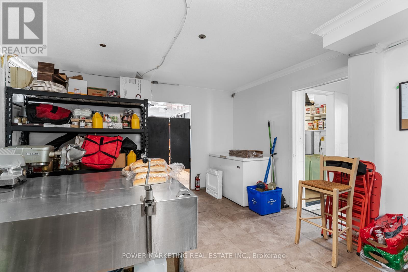 293 St Laurent Boulevard, Ottawa, ON