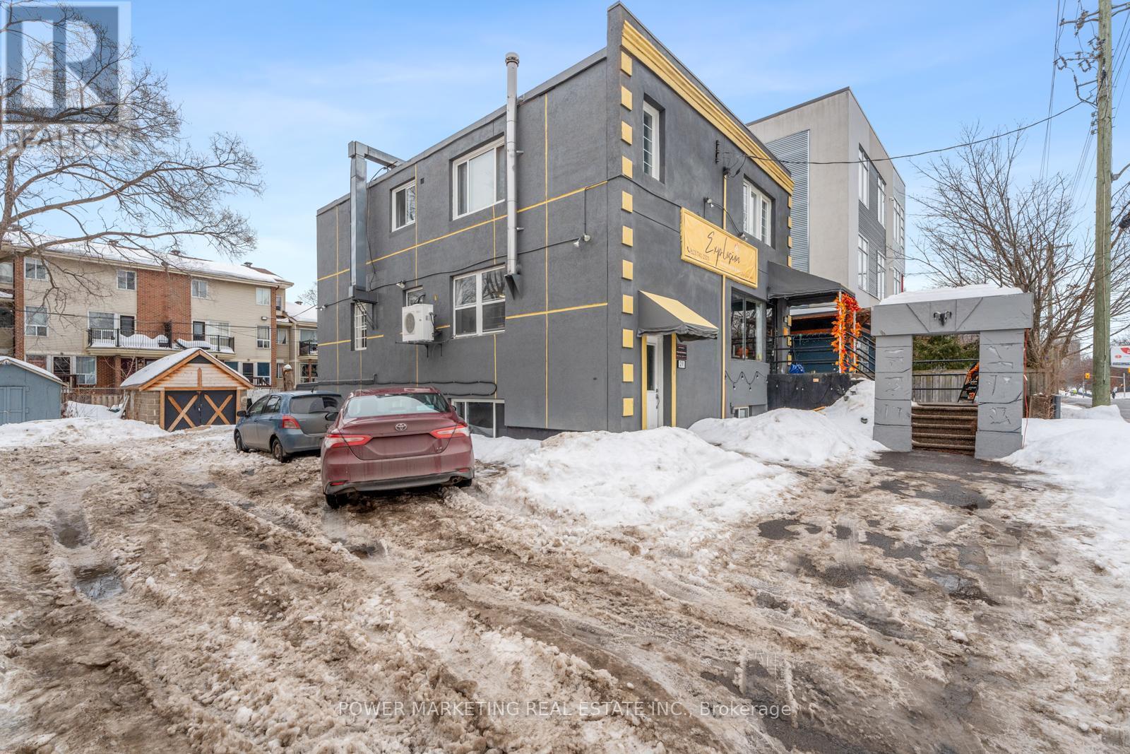 293 St Laurent Boulevard, Ottawa, ON