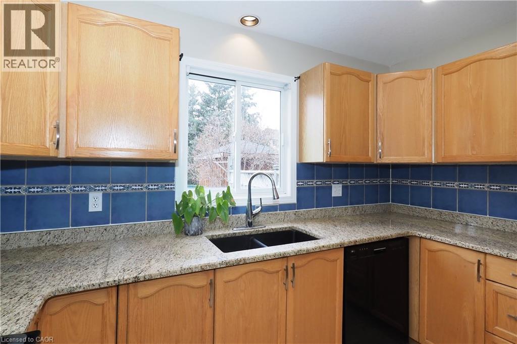 695 Jacob Lane, Waterloo, ON