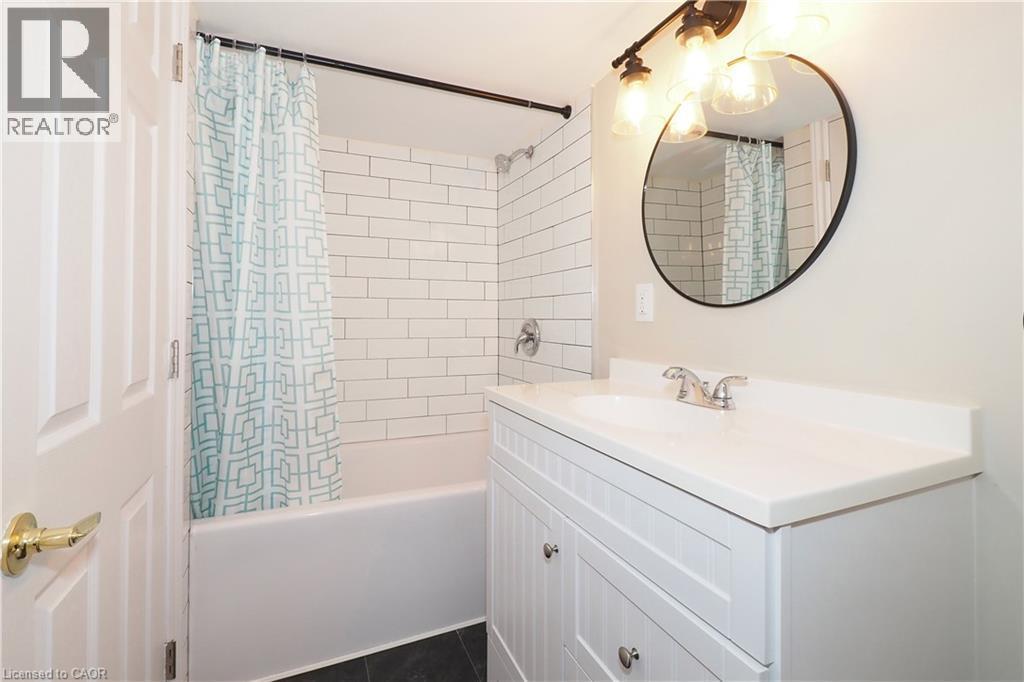 695 Jacob Lane, Waterloo, ON