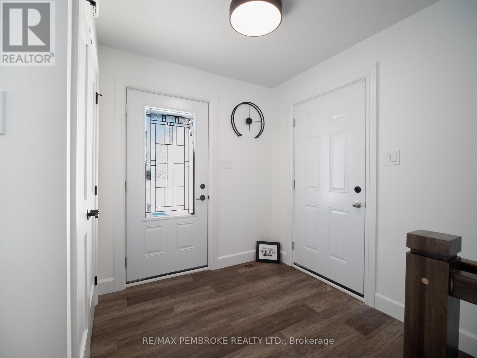 62 Eddy Crescent, Pembroke, ON - Indoor Photo Showing Other Room