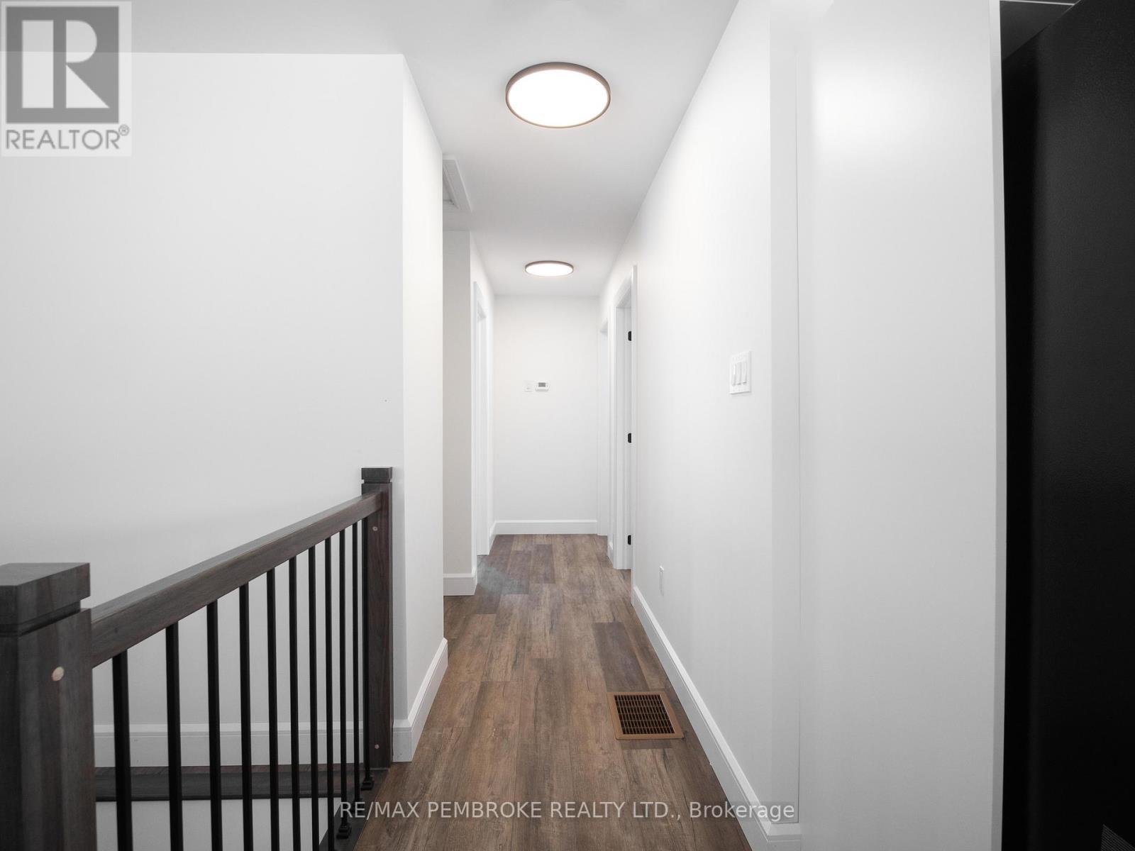 62 Eddy Crescent, Pembroke, ON - Indoor Photo Showing Other Room