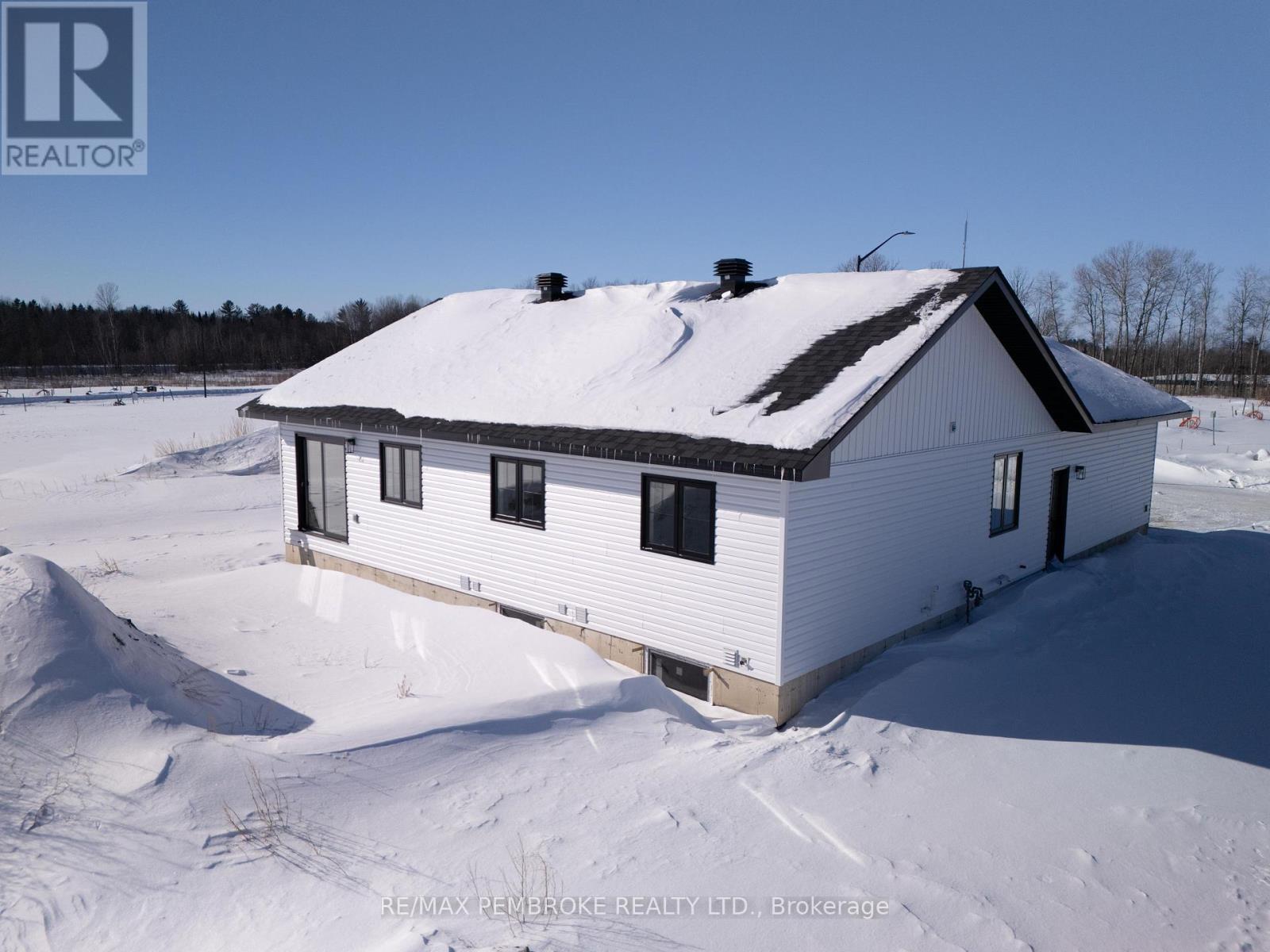 62 Eddy Crescent, Pembroke, ON - Outdoor
