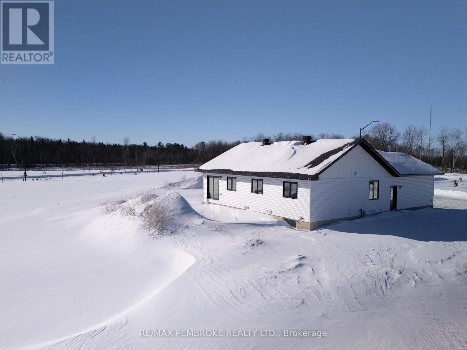 62 Eddy Crescent, Pembroke, ON - Outdoor