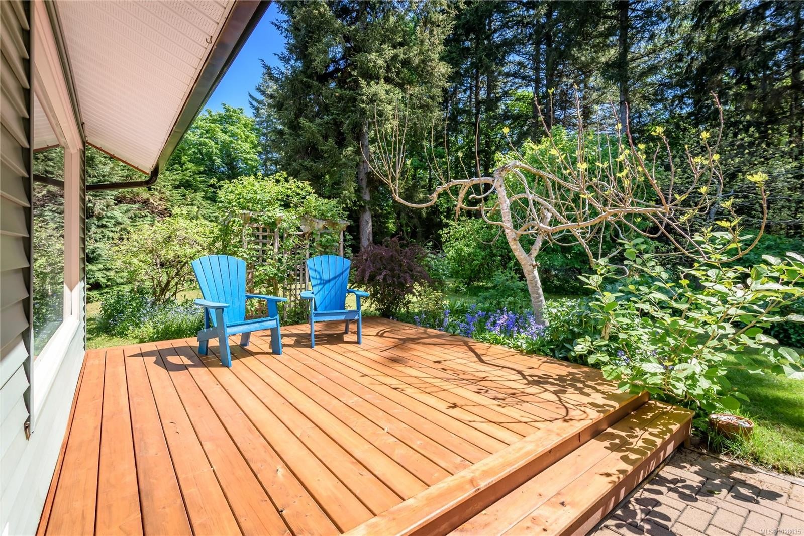 7478 Yake Rd, Fanny Bay, BC