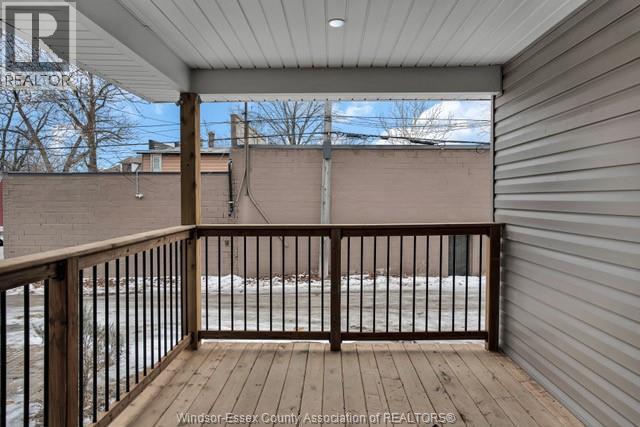 423 Logan Unit# 1, 2, Windsor, ON - Outdoor With Exterior