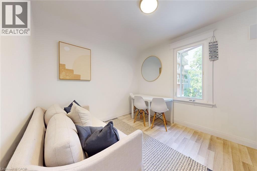 196 Walnut Street S, Hamilton, ON - Indoor