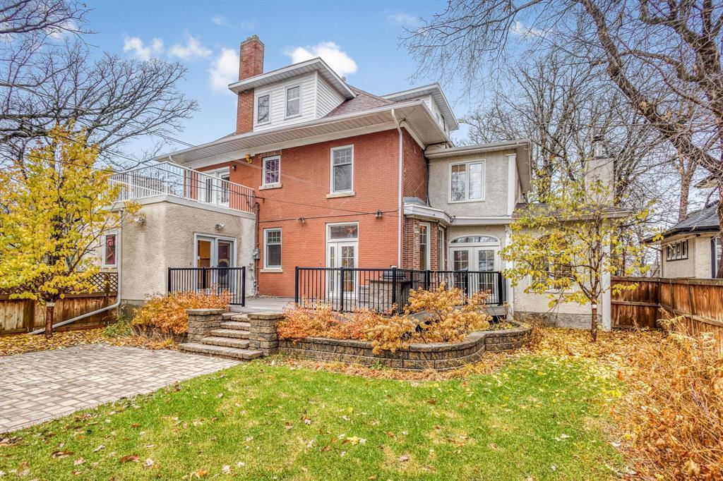 1278 Wellington Crescent, Winnipeg, MB - Outdoor