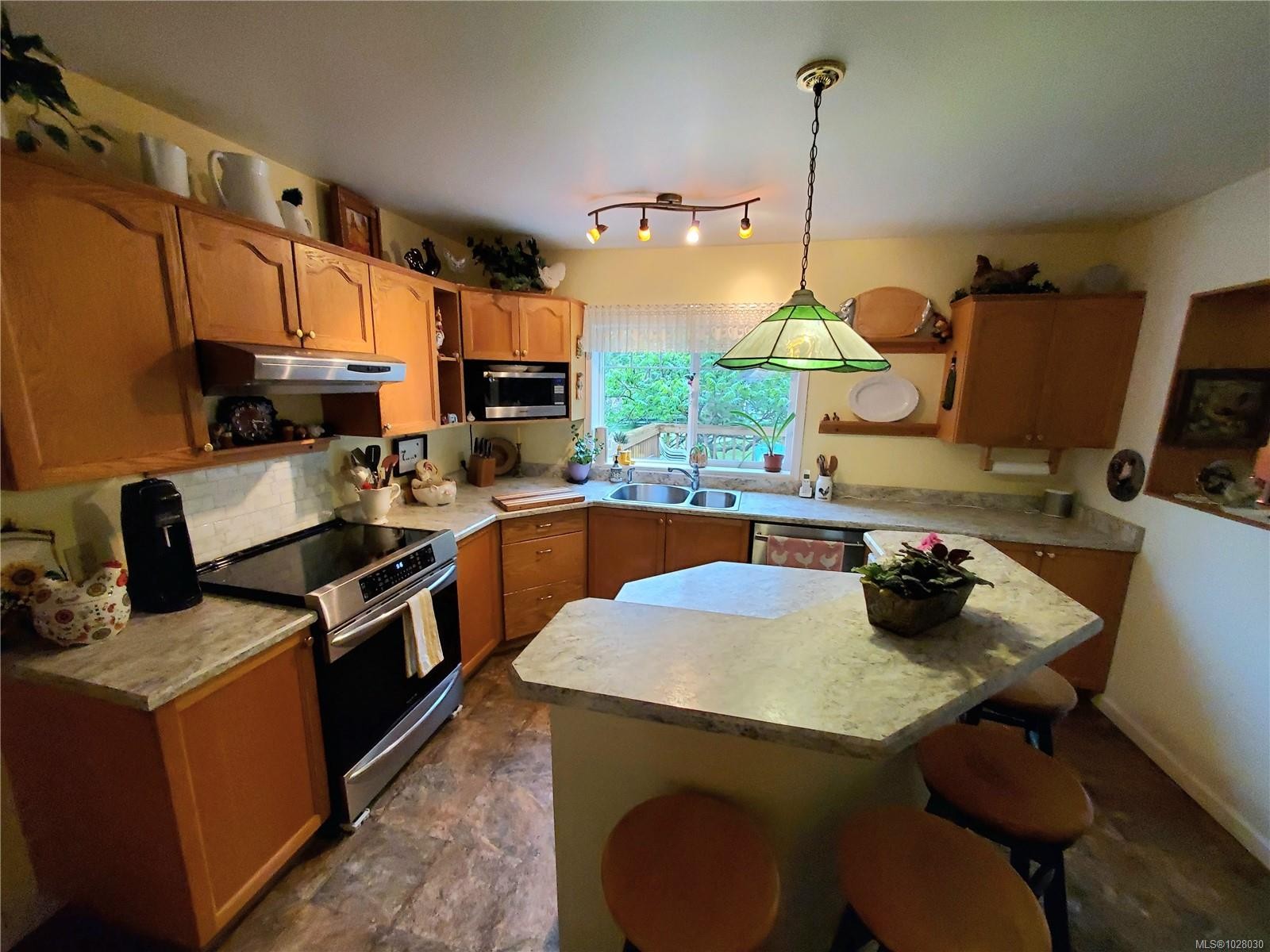 5162 Sooke Rd, Sooke, BC