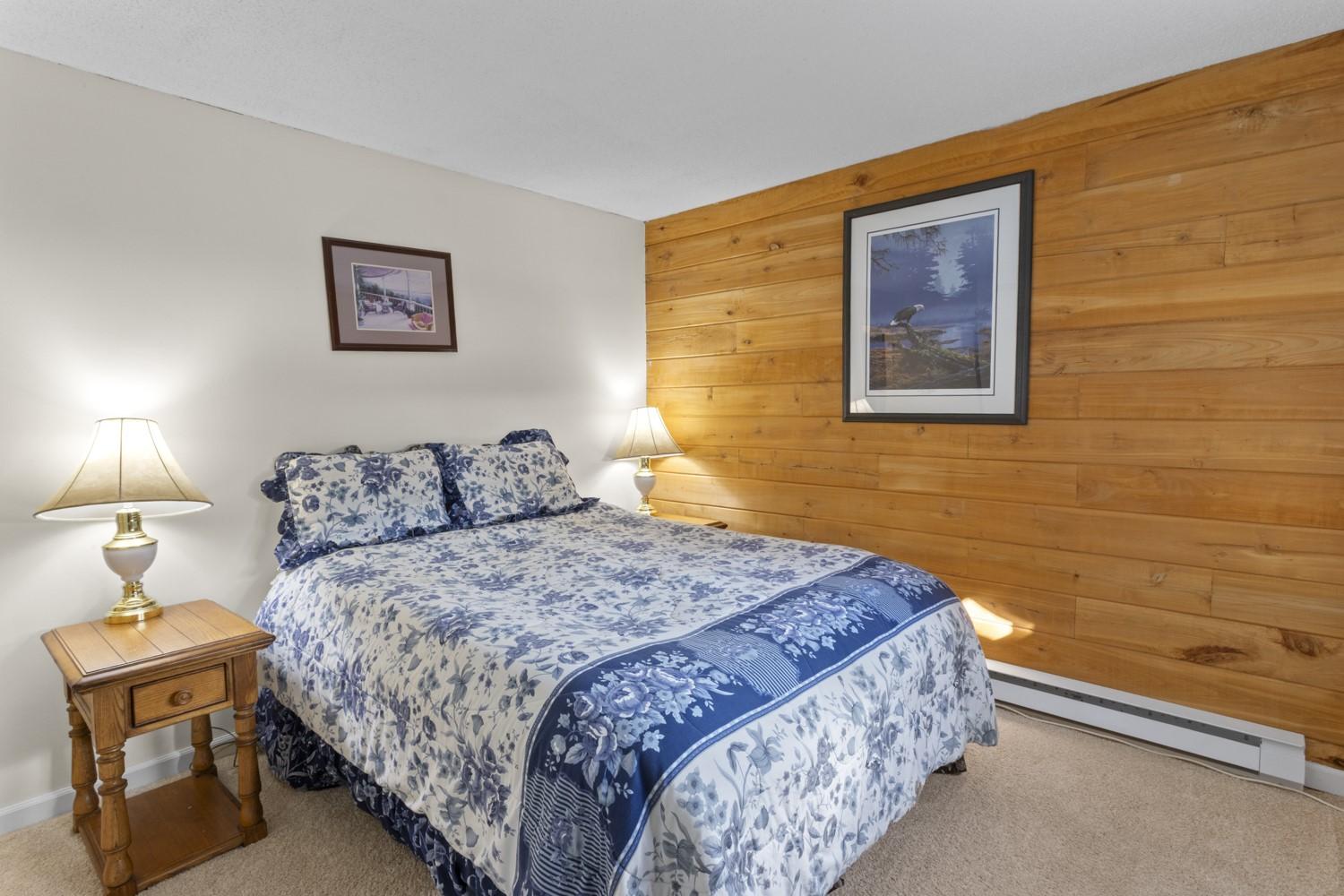 2715 3A Highway, Wynndel, BC - Indoor Photo Showing Bedroom