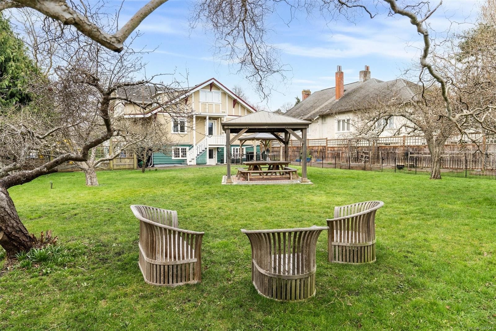 2130 Central Ave, Oak Bay, BC